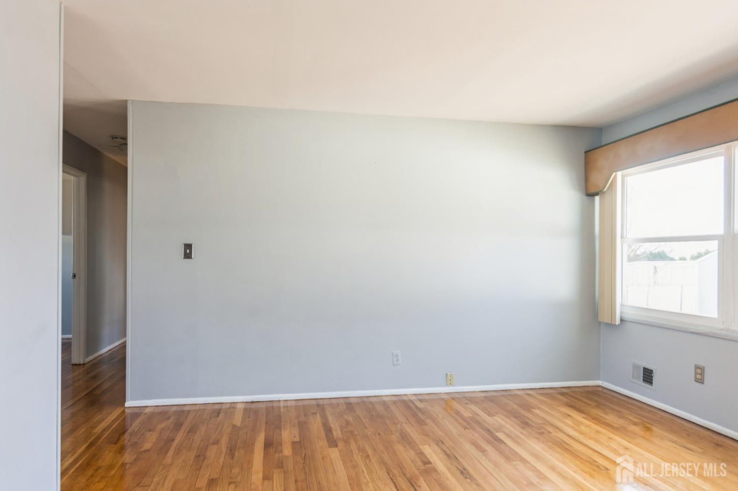 11 Wellesley Road Parlin NJ 08859