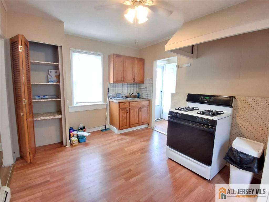 27 Obert Street South River NJ 08882