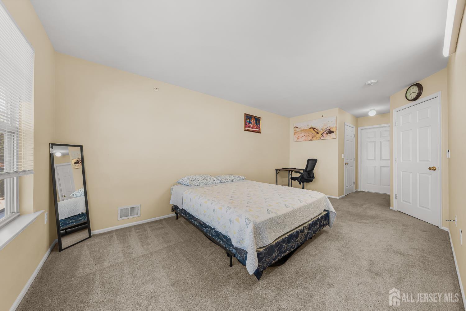 197 Barclay Court Piscataway NJ 08854