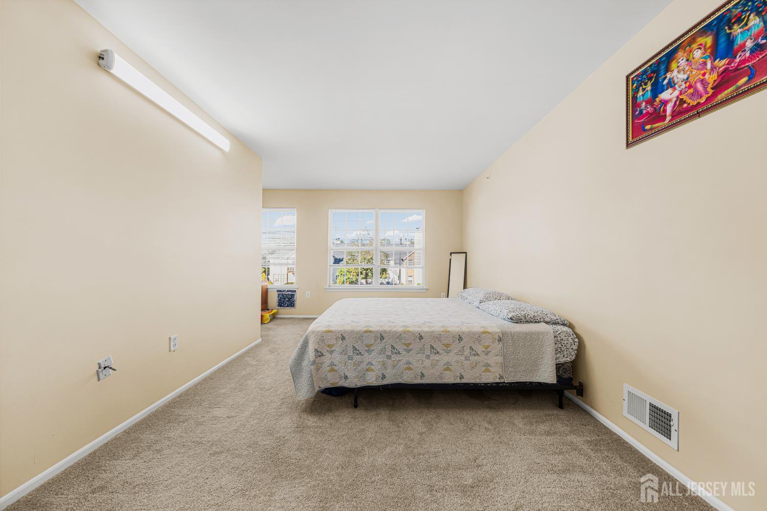197 Barclay Court Piscataway NJ 08854