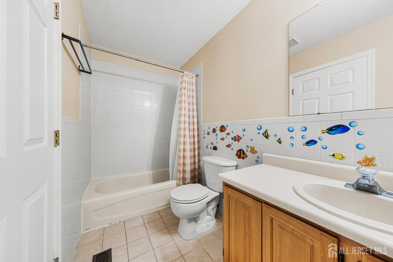 197 Barclay Court Piscataway NJ 08854