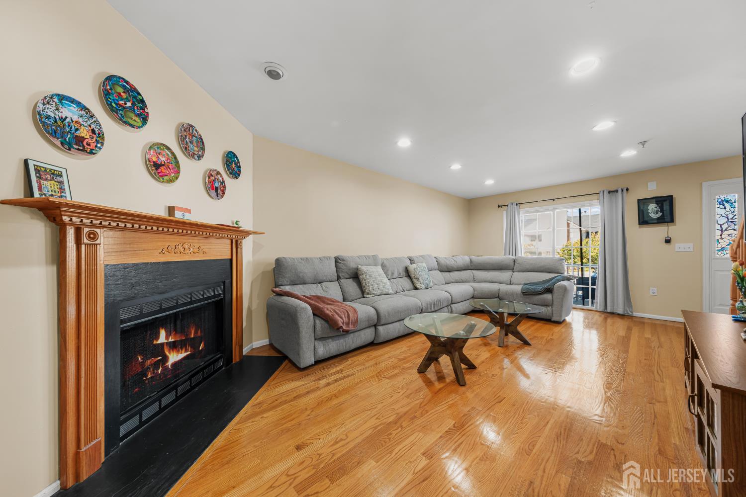 197 Barclay Court Piscataway NJ 08854
