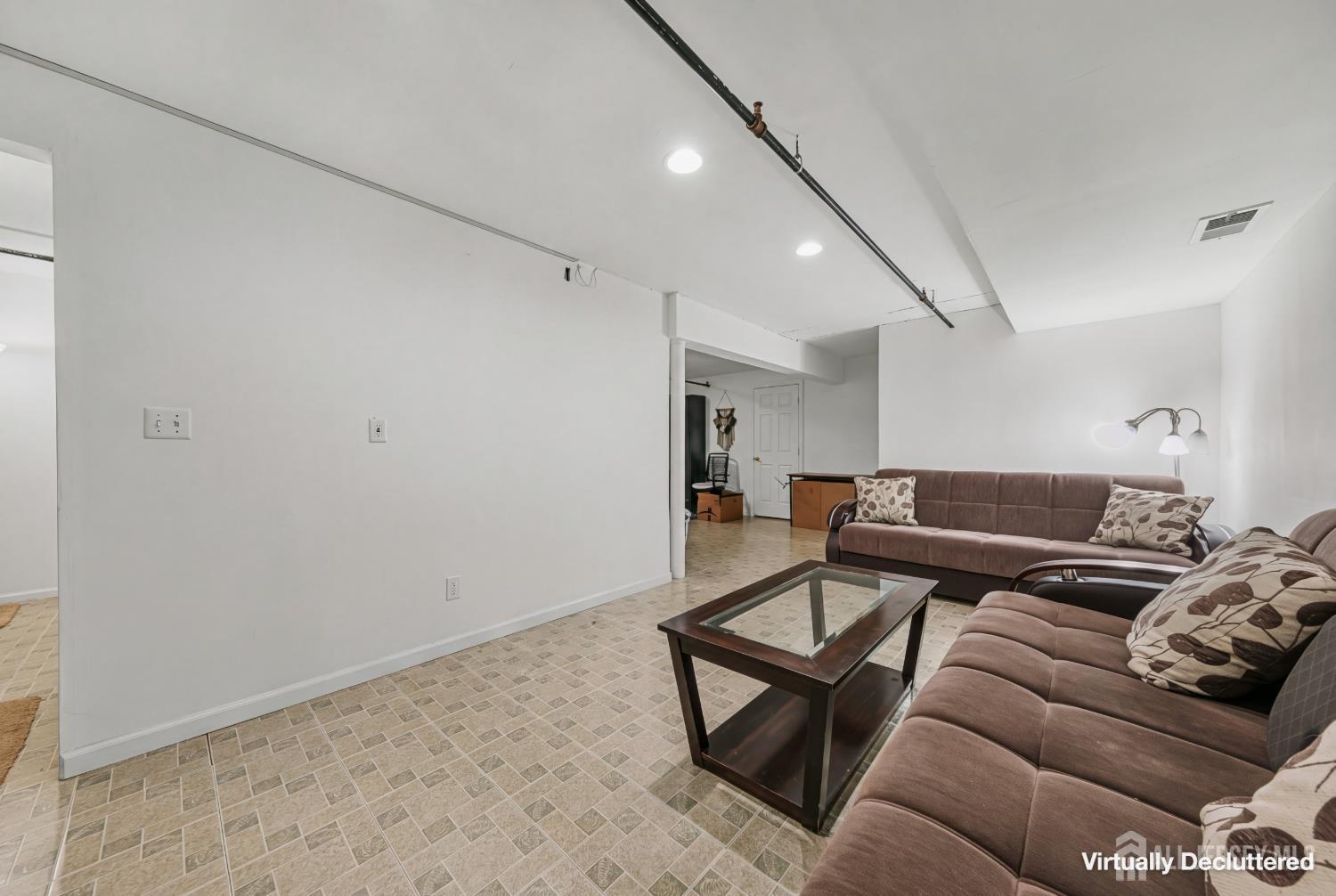 197 Barclay Court Piscataway NJ 08854