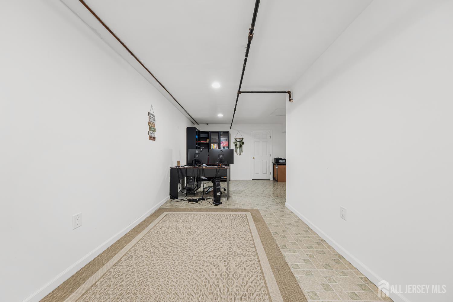 197 Barclay Court Piscataway NJ 08854