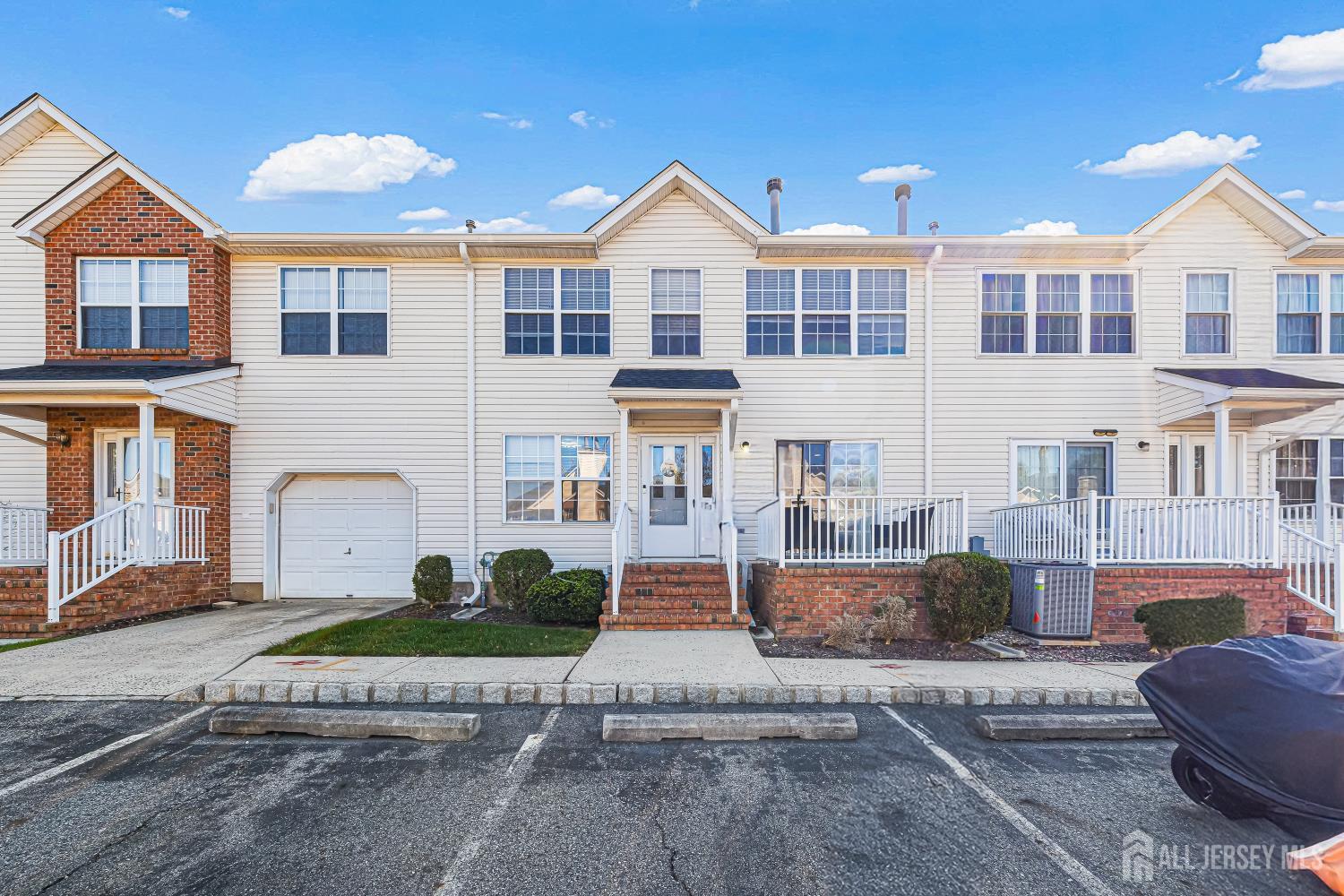 197 Barclay Court Piscataway NJ 08854
