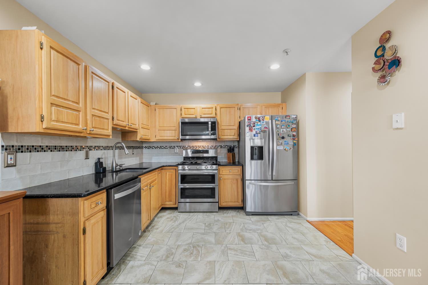 197 Barclay Court Piscataway NJ 08854