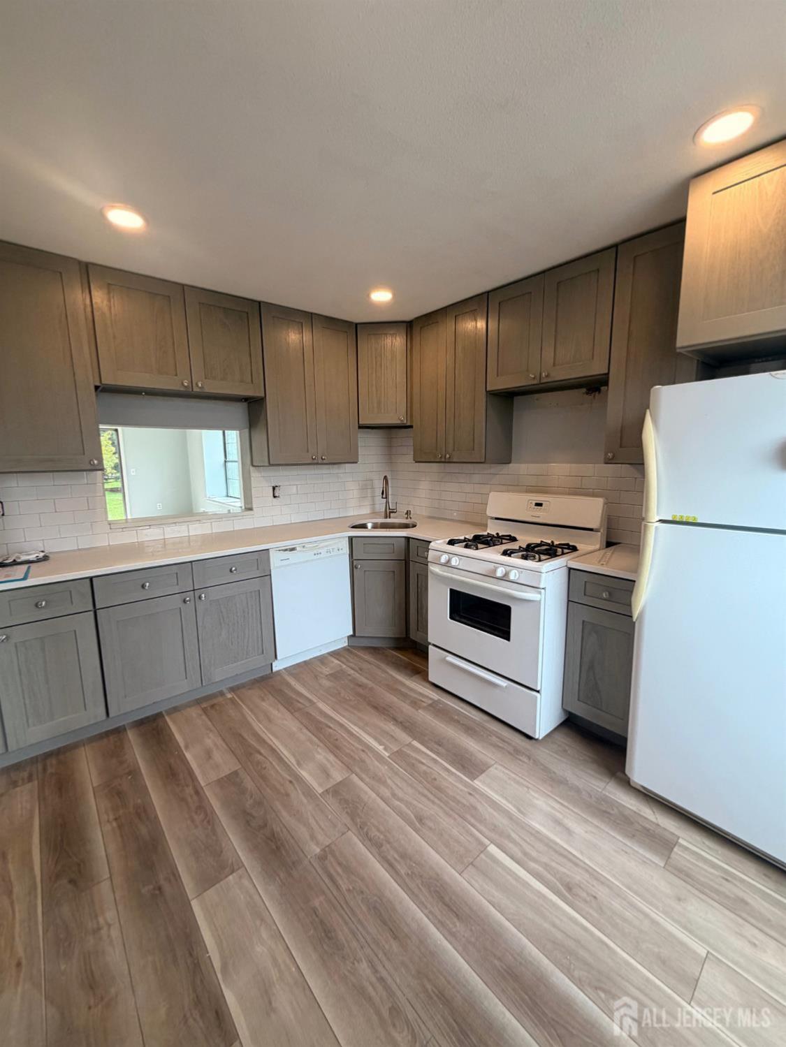 289 Bromley Place East Brunswick NJ 08816