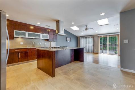 4 Patricia Avenue Edison NJ 08837
