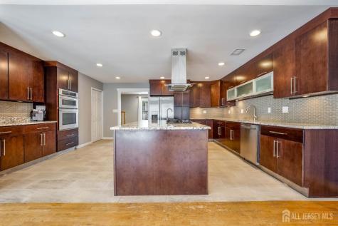 4 Patricia Avenue Edison NJ 08837