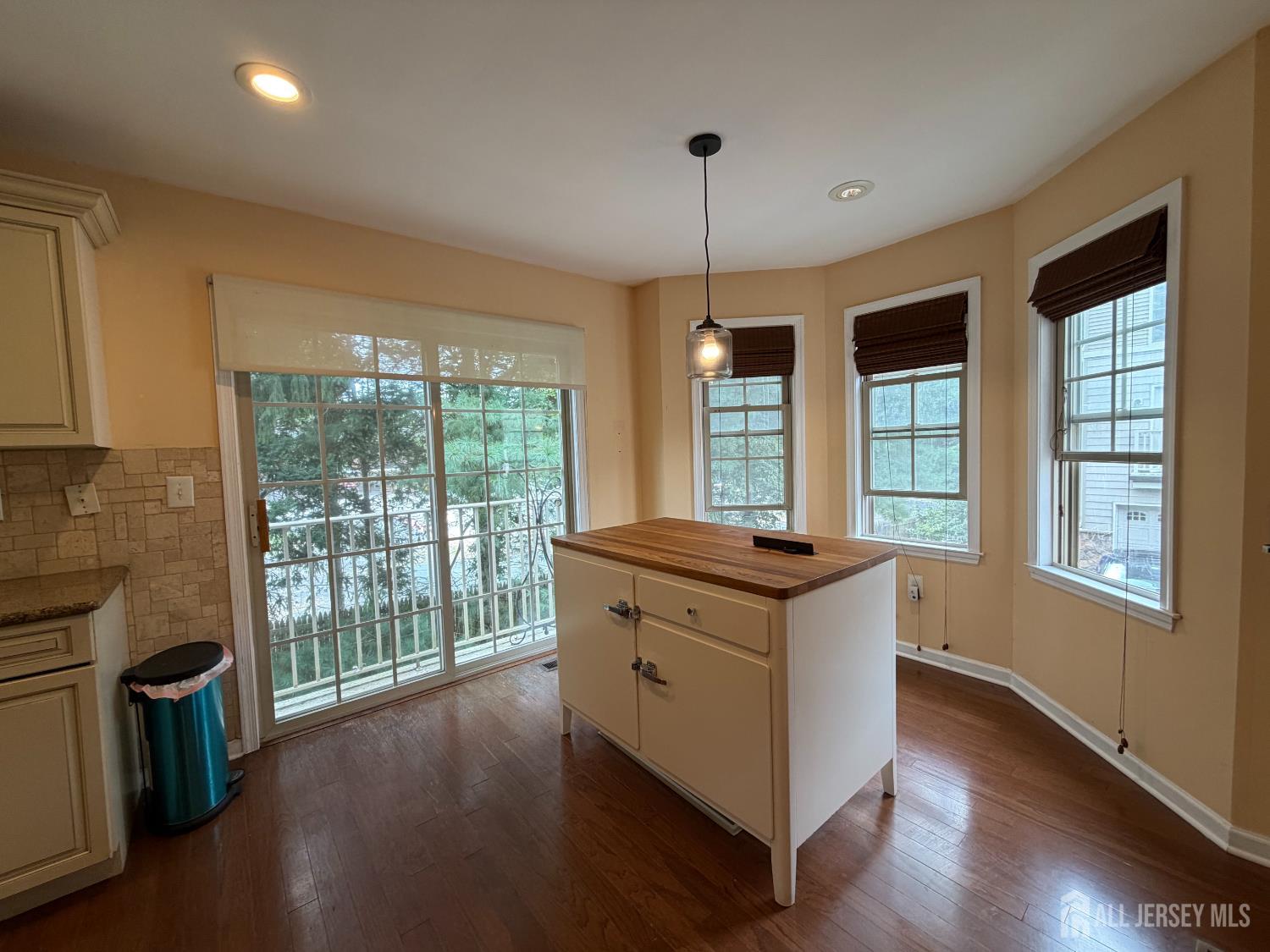 247 River Road Piscataway NJ 08854