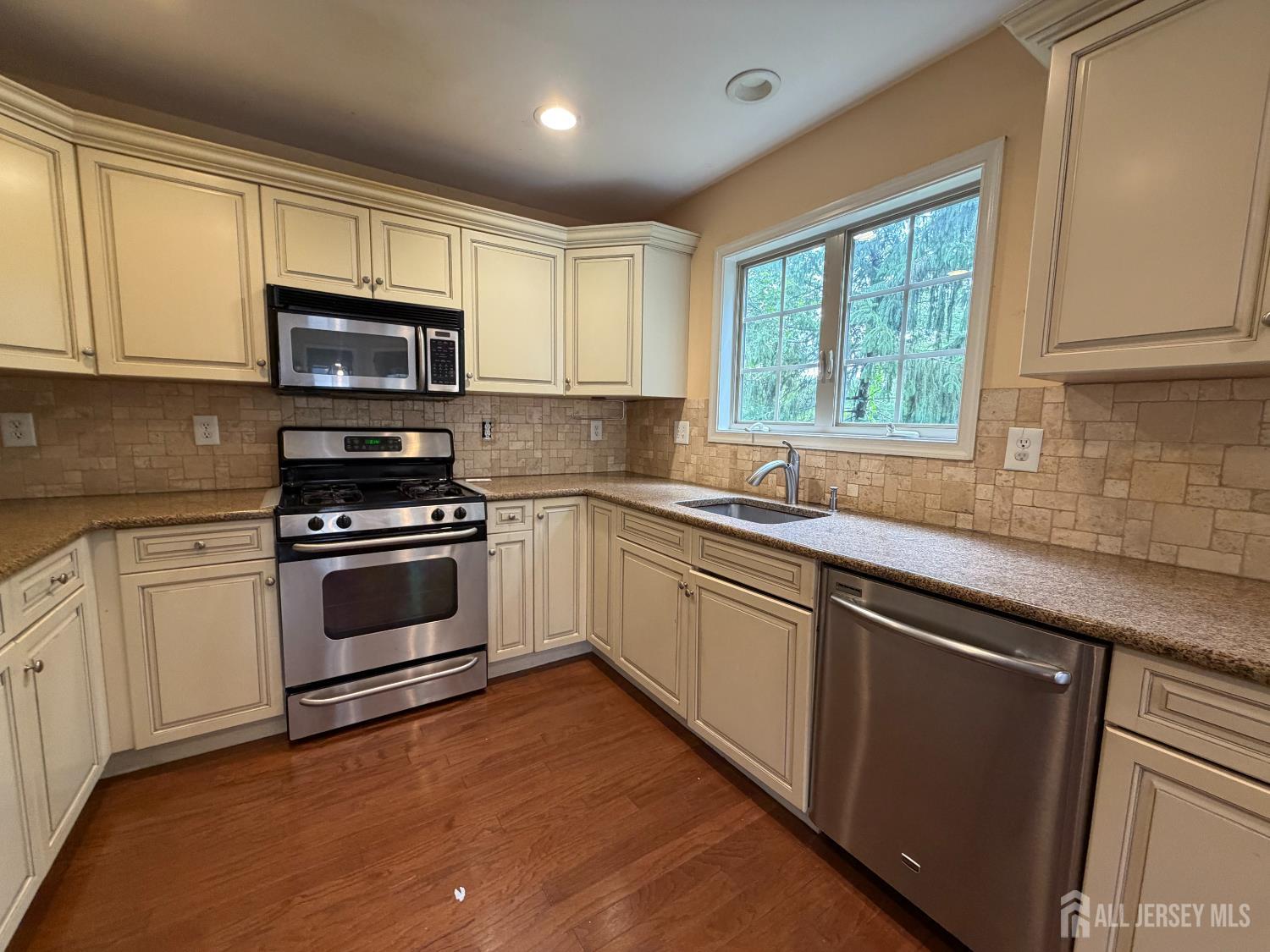 247 River Road Piscataway NJ 08854
