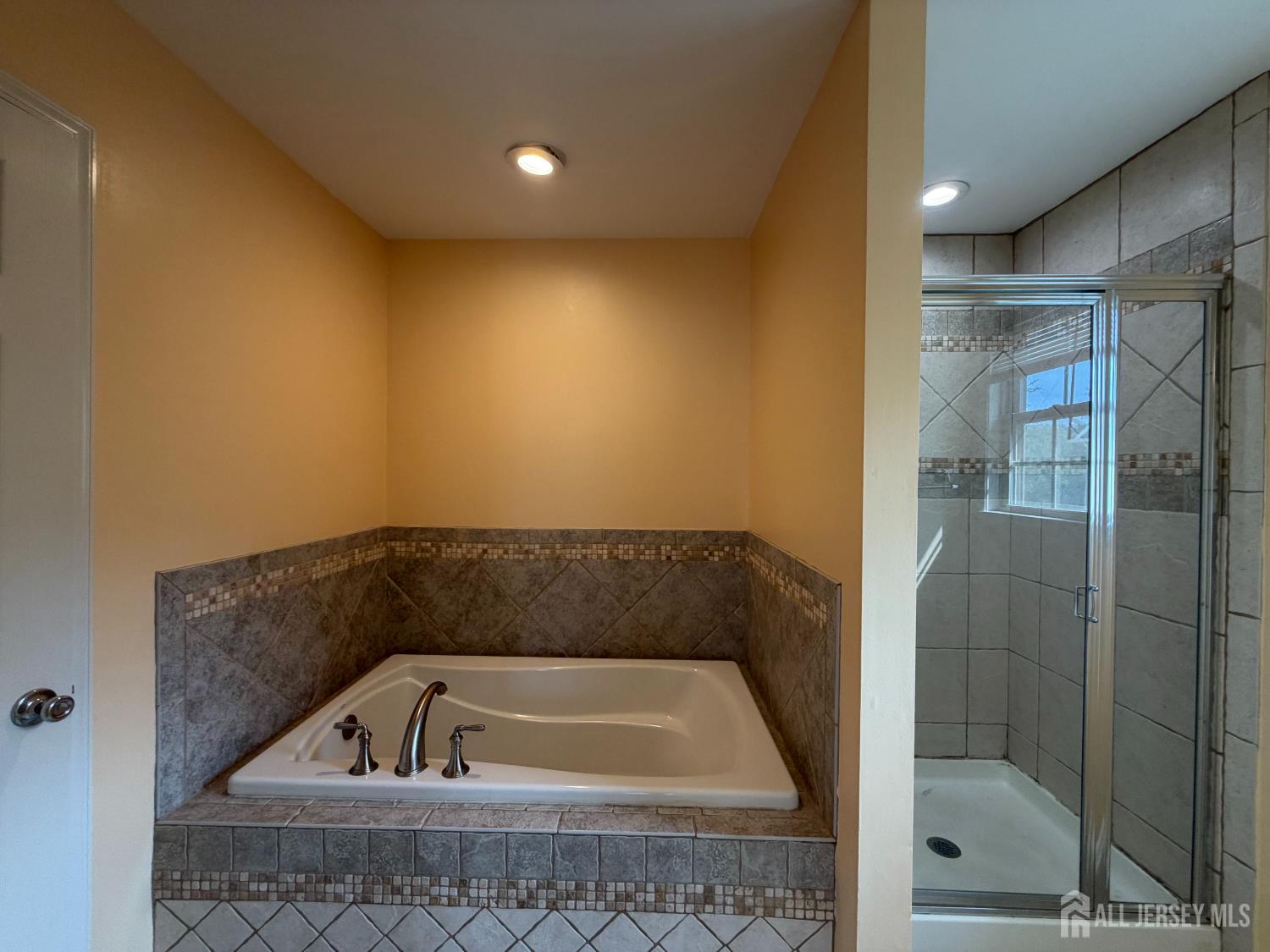 247 River Road Piscataway NJ 08854