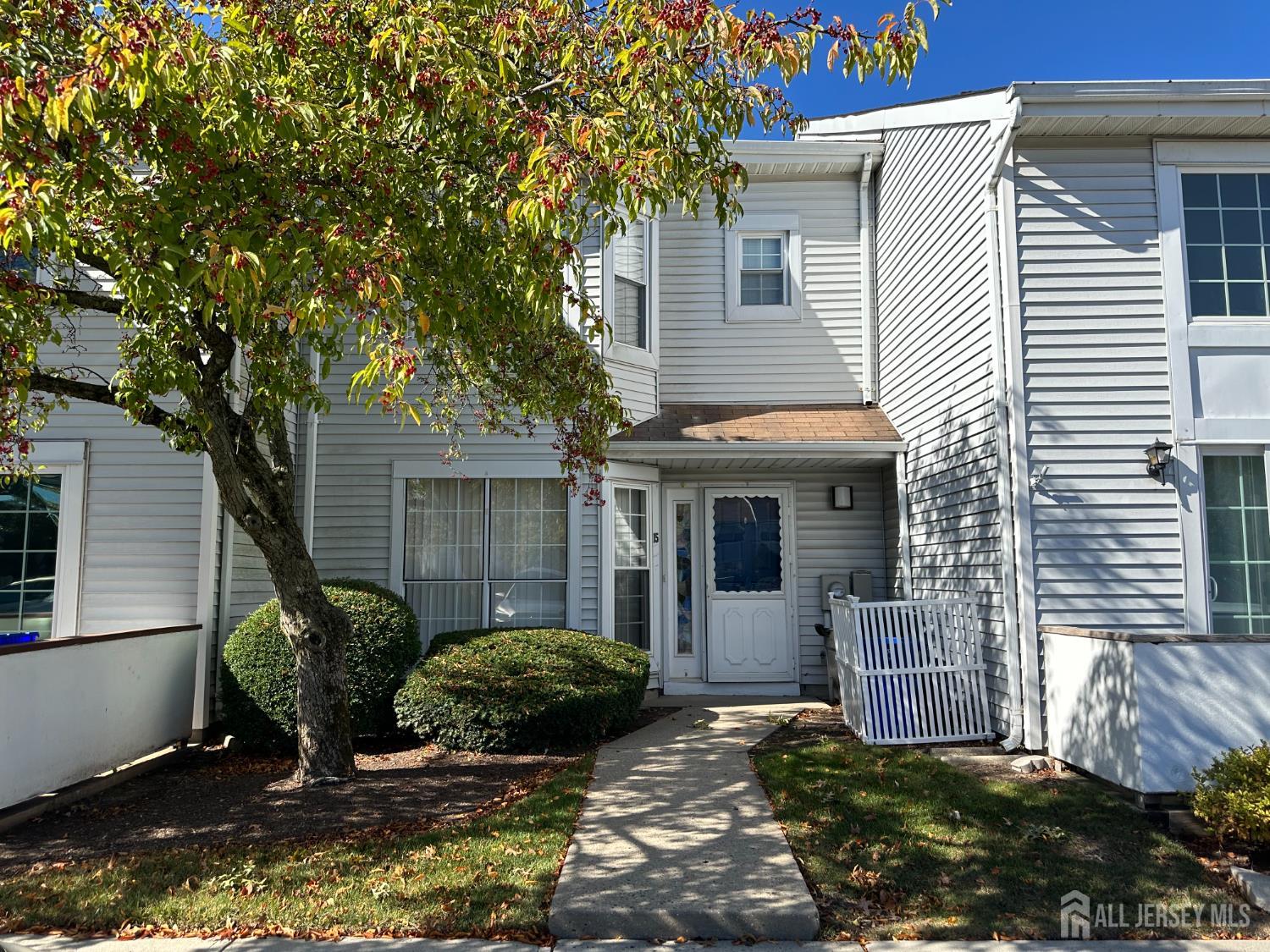 15 Gerard Place Sayreville NJ 08859
