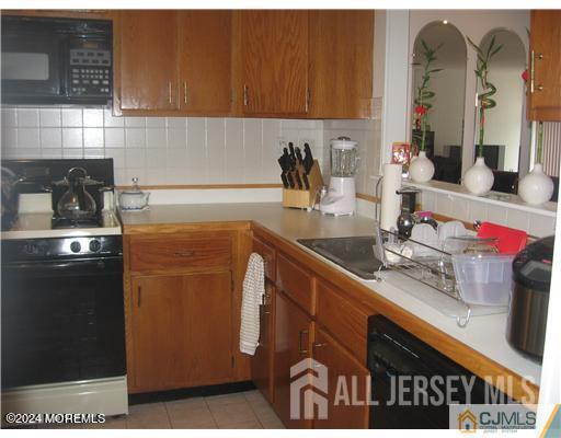 15 Gerard Place Sayreville NJ 08859