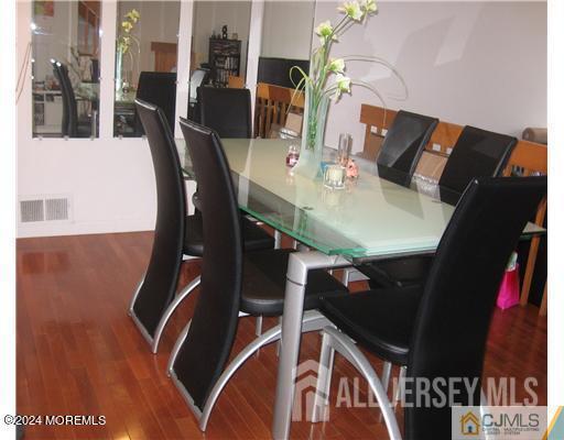 15 Gerard Place Sayreville NJ 08859