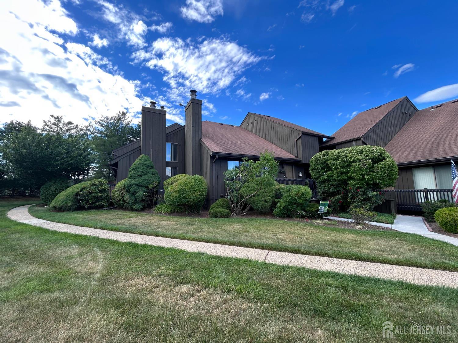 11 Westgate Drive Edison NJ 08820