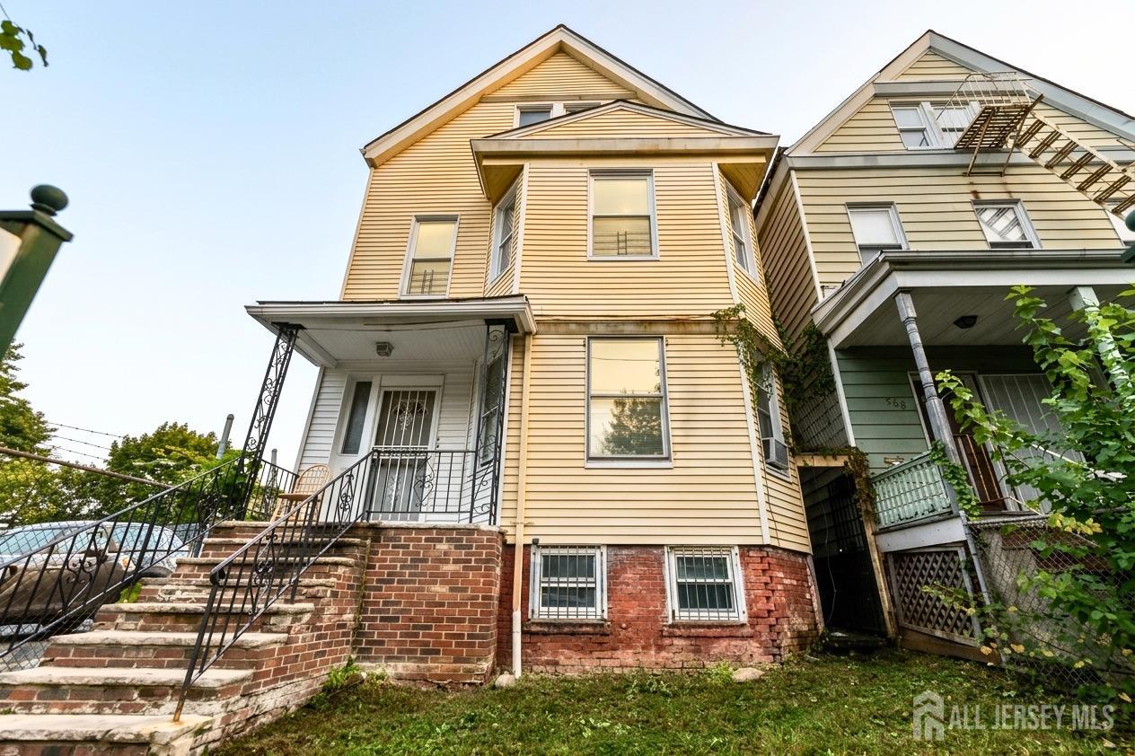 148 Fairmount Avenue Newark NJ 07103