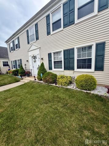 493-B Somerset Lane Monroe NJ 08831