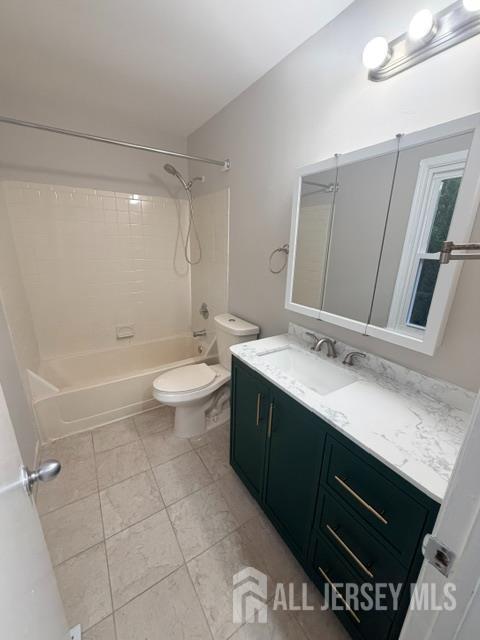 81 Woodmere Drive Parlin NJ 08859