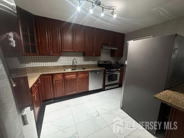 81 Woodmere Drive Parlin NJ 08859