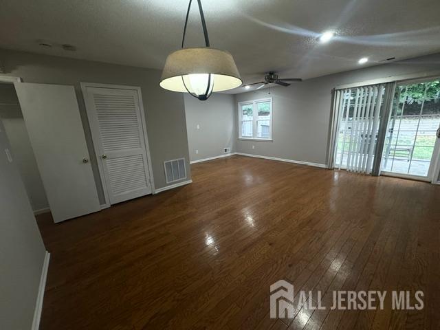 81 Woodmere Drive Parlin NJ 08859