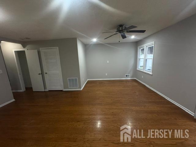 81 Woodmere Drive Parlin NJ 08859