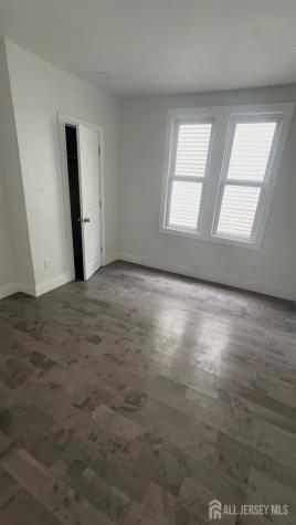 21 Oak Street East Orange NJ 07018