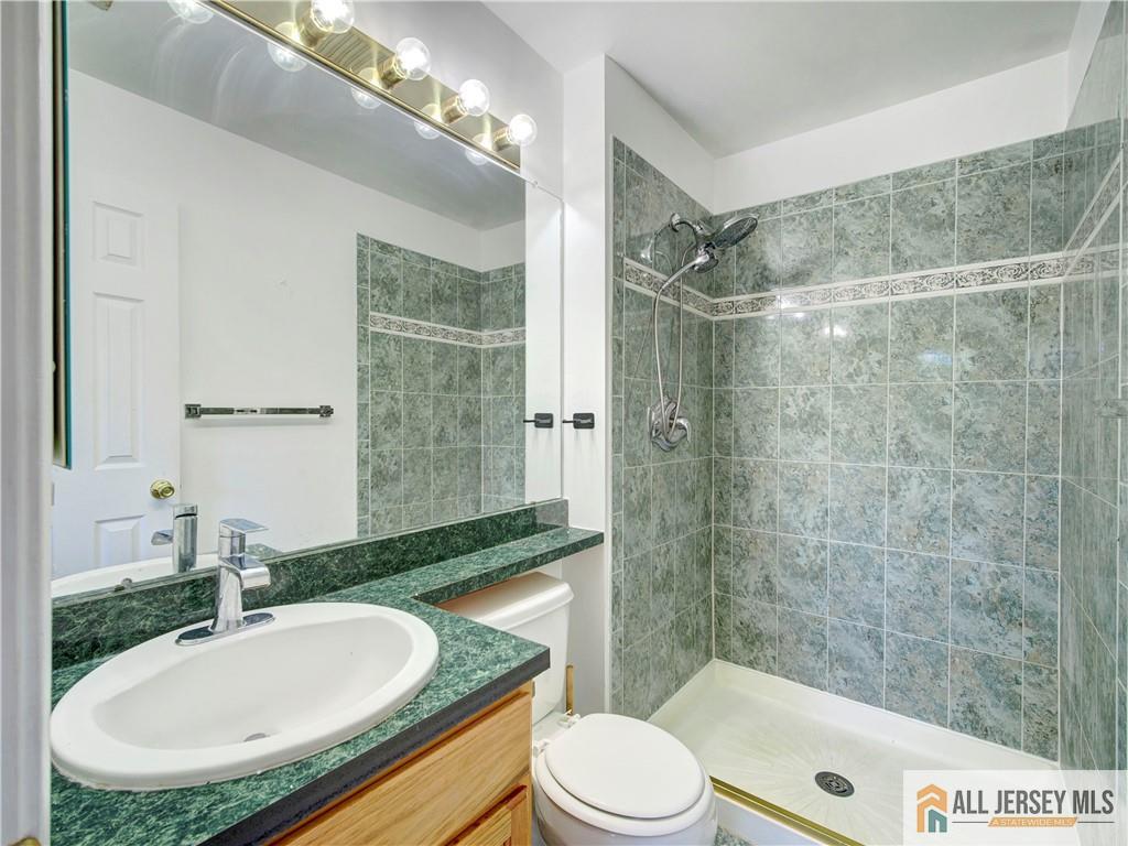 83 Nathan Boulevard Sayreville NJ 08859