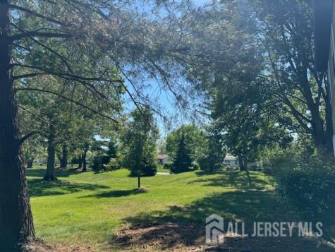 10-B Benjamin Franklin Drive Monroe NJ 08831