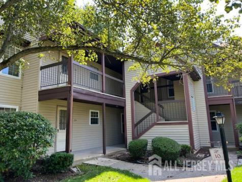 10-B Benjamin Franklin Drive Monroe NJ 08831