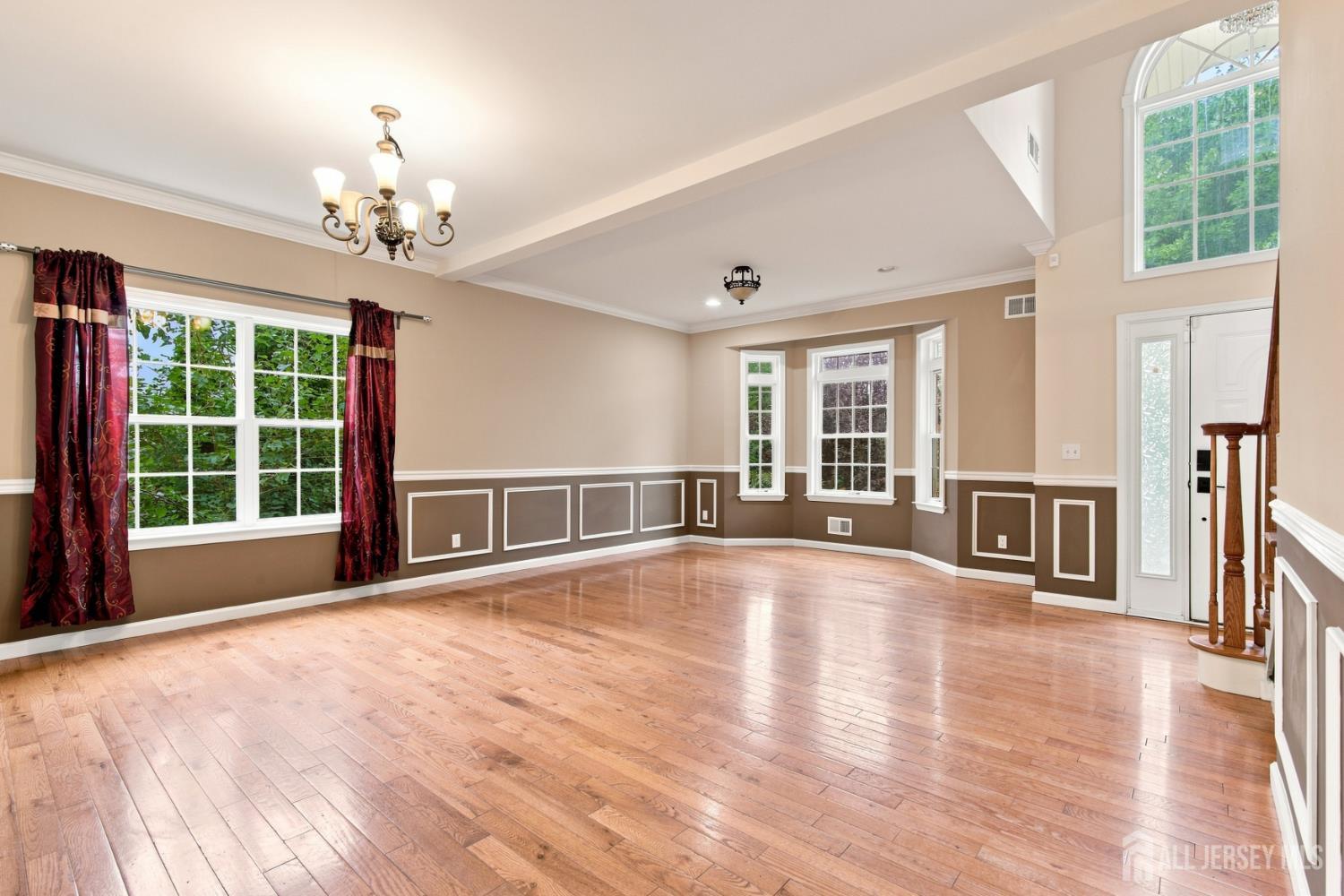 39 Hamilton Avenue Edison NJ 08820