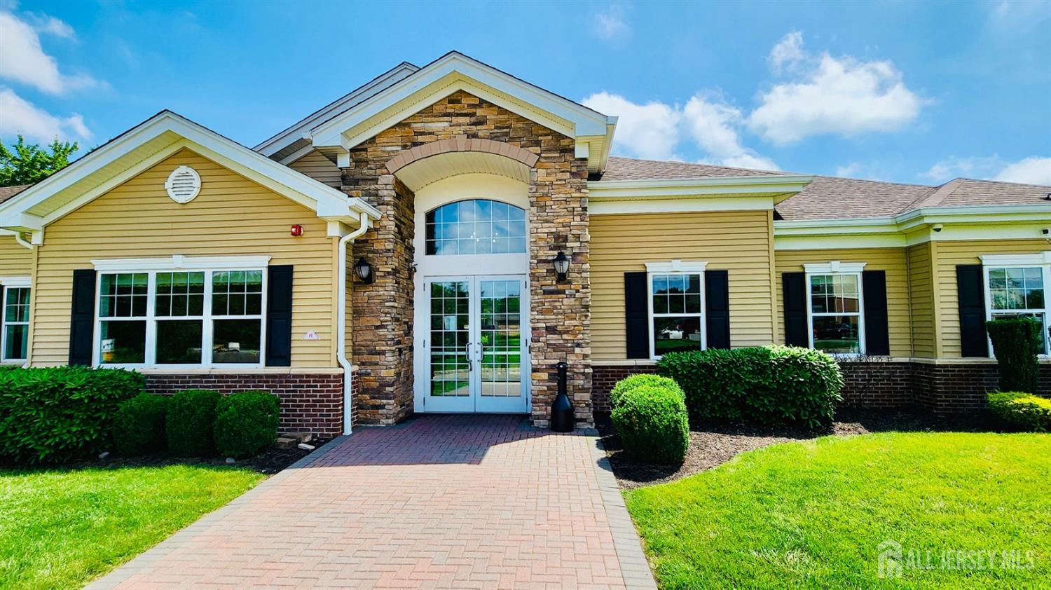 728 Strassle Way South Plainfield NJ 07080