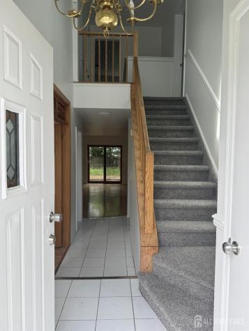 21 Jeffrey Circle South Brunswick NJ 08810
