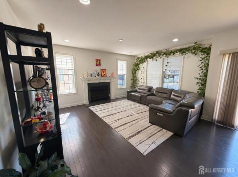 47 Thomas Drive Robbinsville NJ 08691