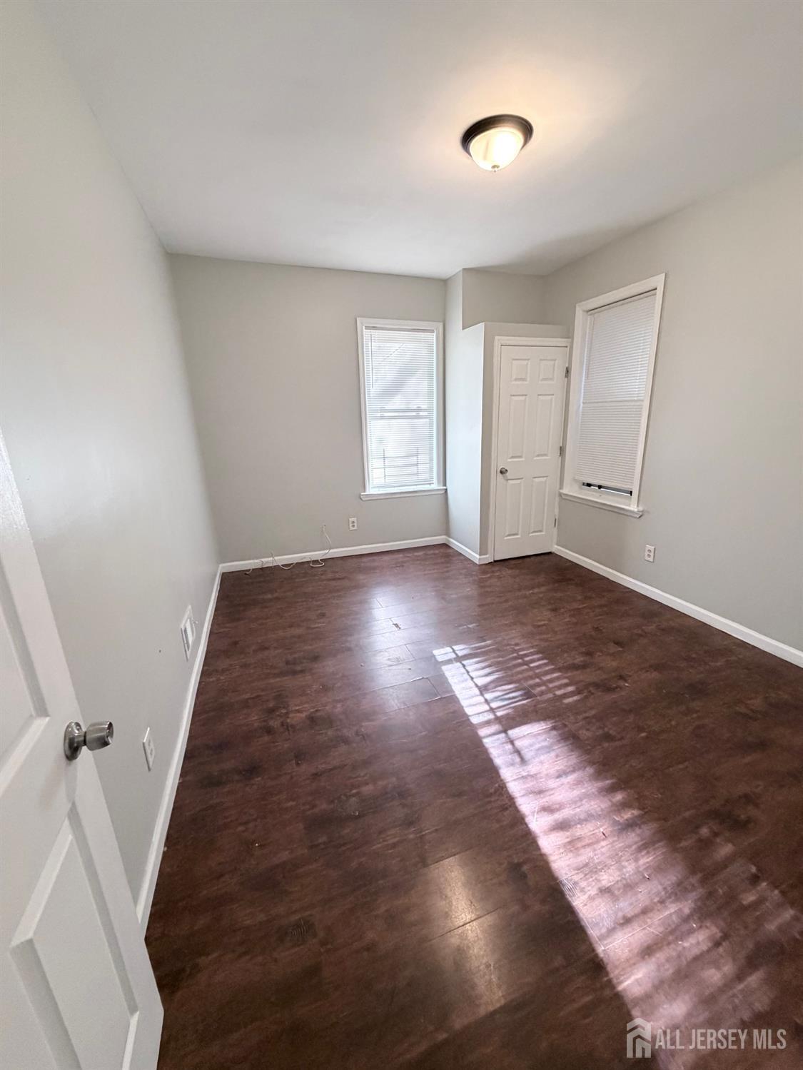 260 Amherst Street East Orange NJ 07018
