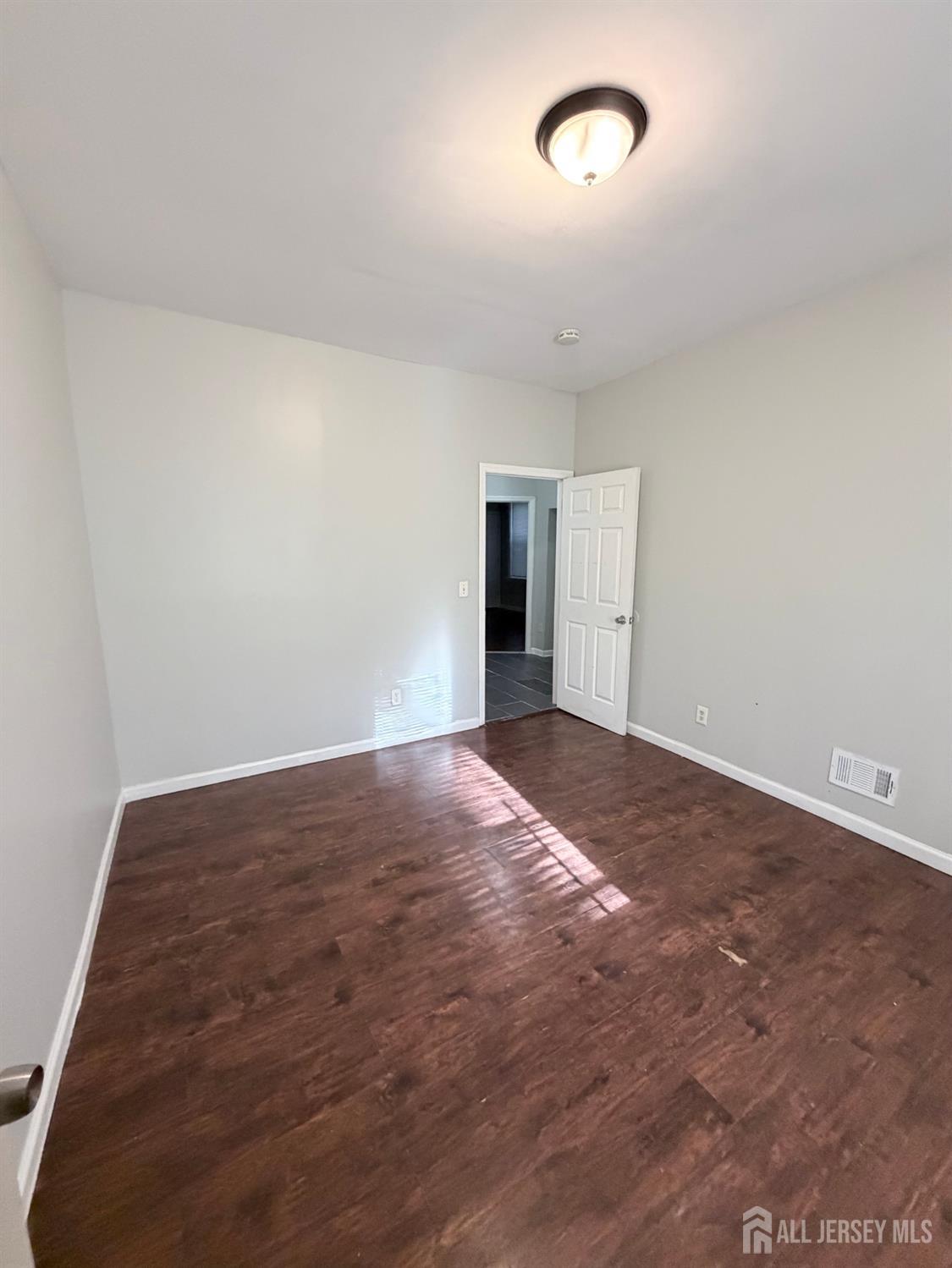 260 Amherst Street East Orange NJ 07018