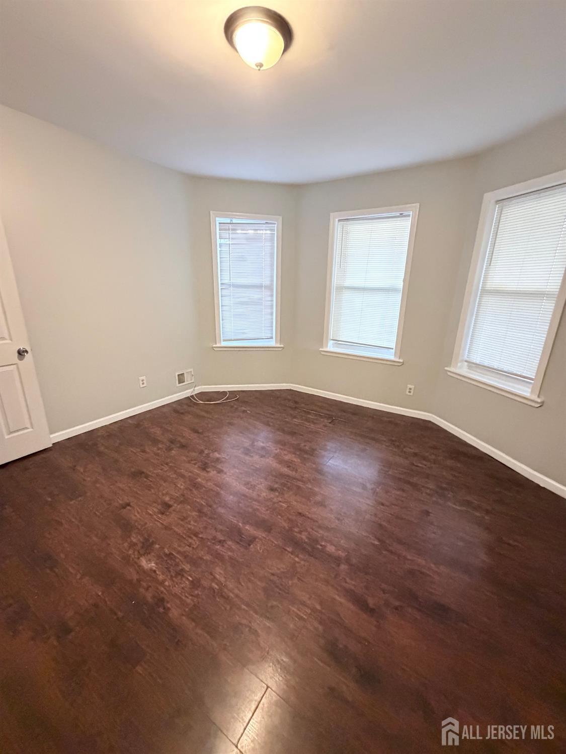 260 Amherst Street East Orange NJ 07018