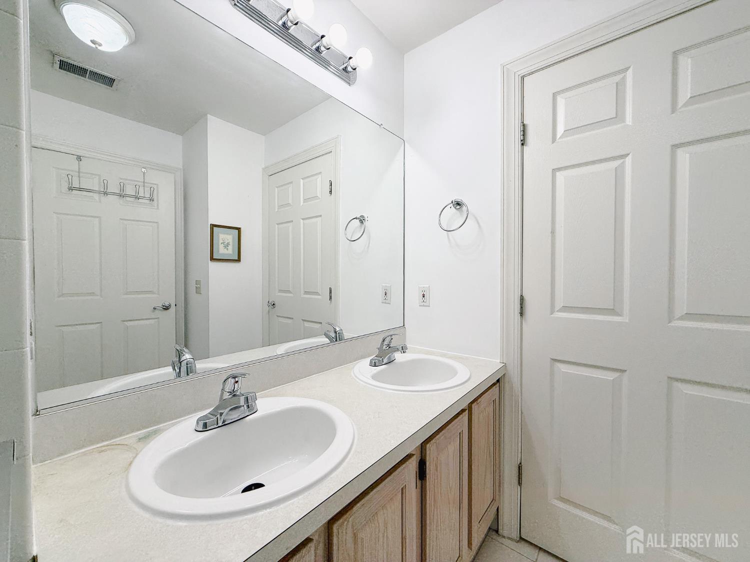 614 Middlesex Avenue Metuchen NJ 08840