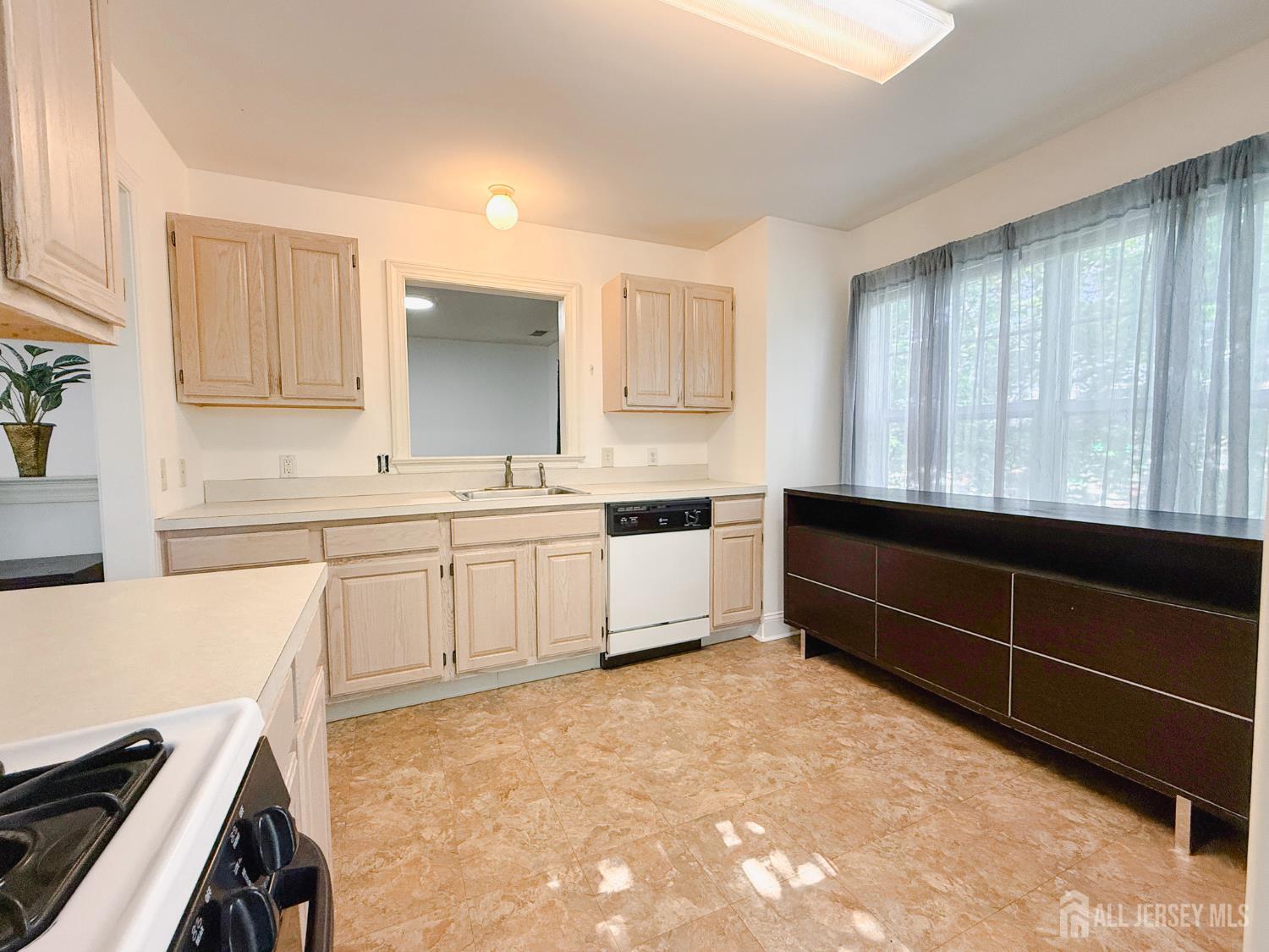 614 Middlesex Avenue Metuchen NJ 08840