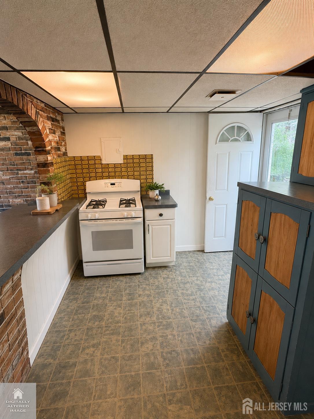 71 Patton Street Iselin NJ 08830