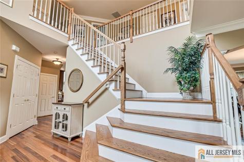 5 Erin Court South Brunswick NJ 08824