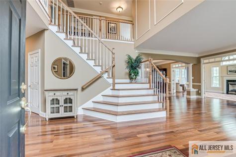 5 Erin Court South Brunswick NJ 08824