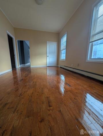 5 N 7th Street Newark NJ 07107