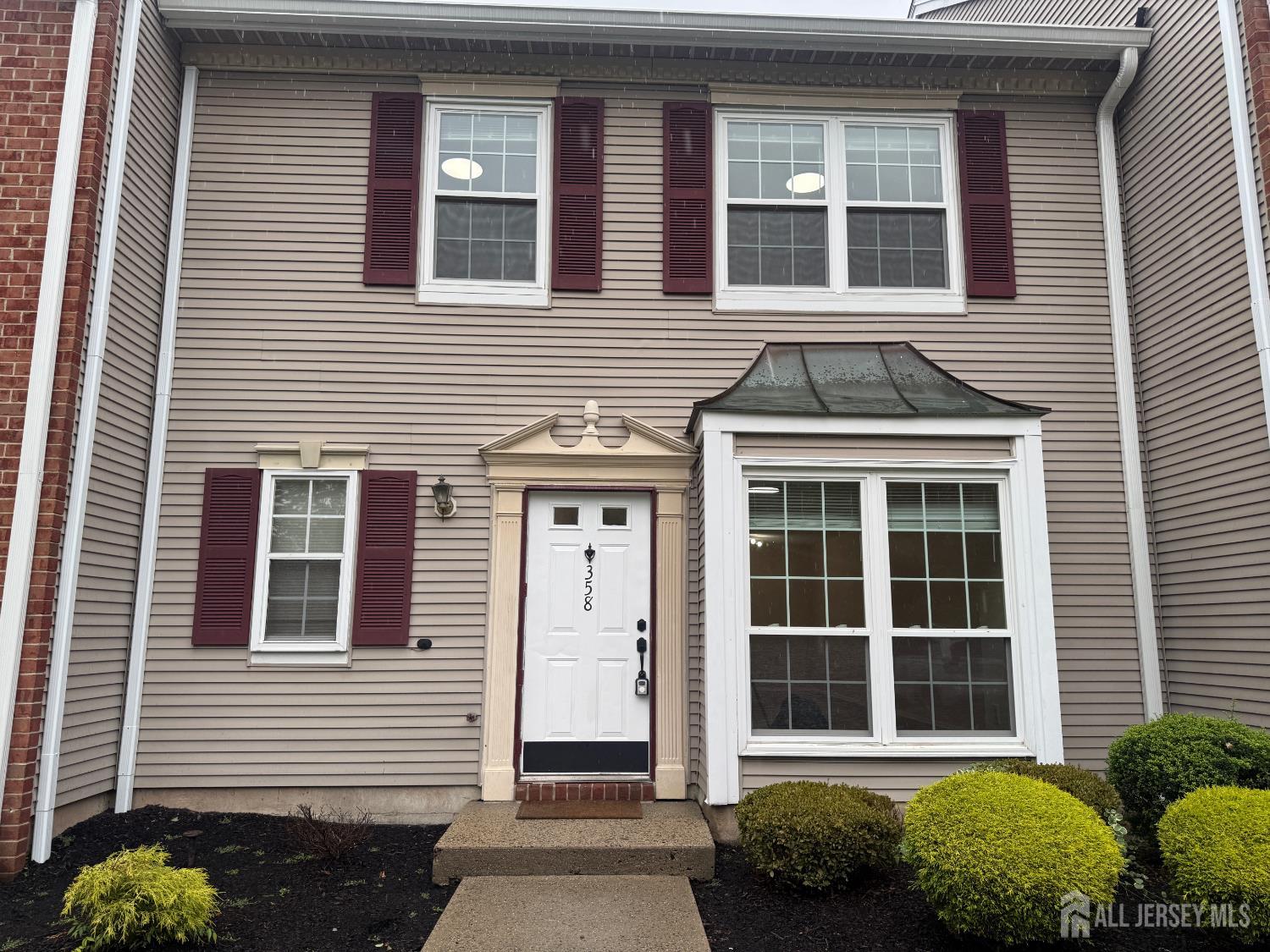 358 Hadleigh Lane North Brunswick NJ 08902