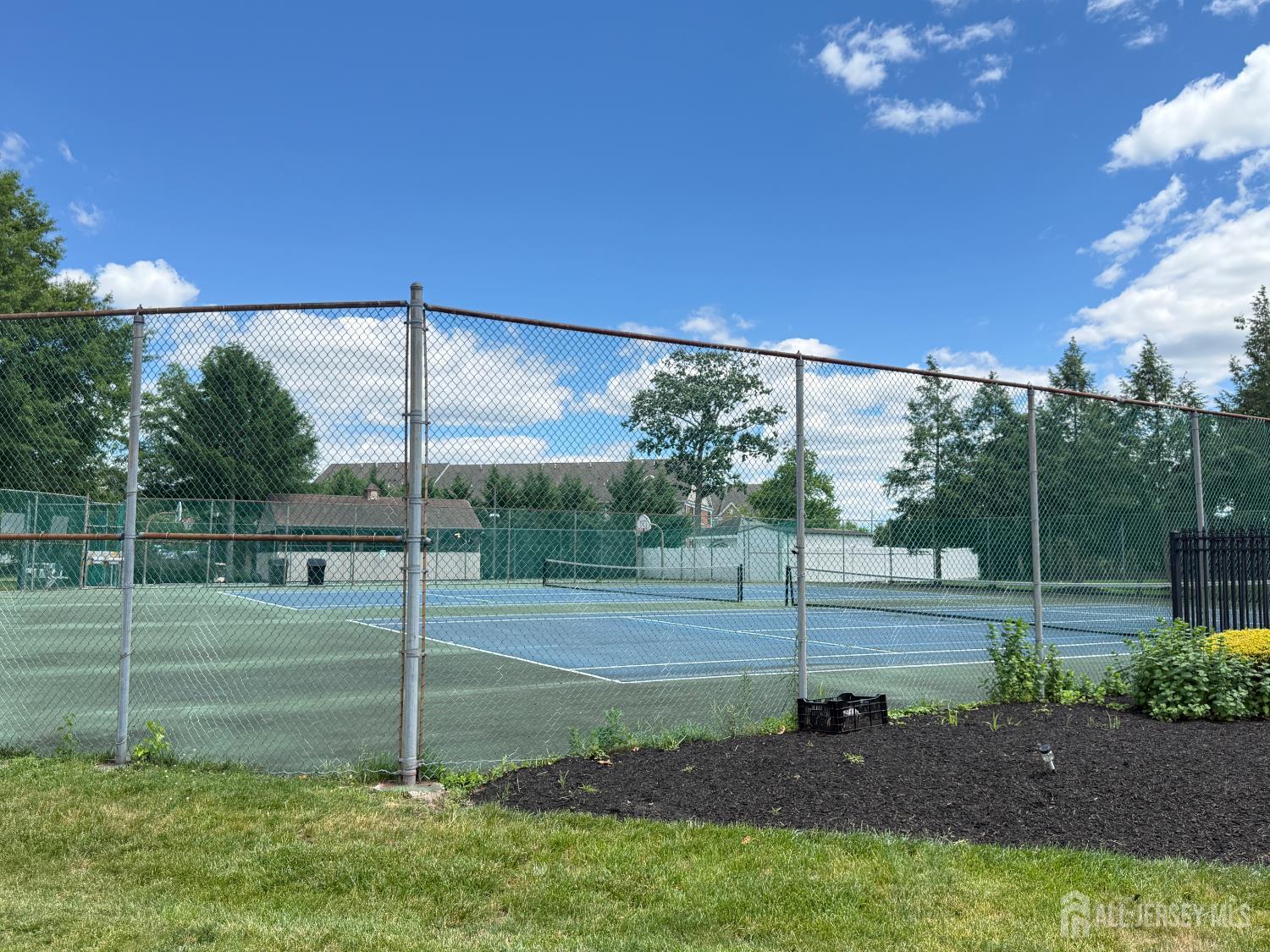 358 Hadleigh Lane North Brunswick NJ 08902