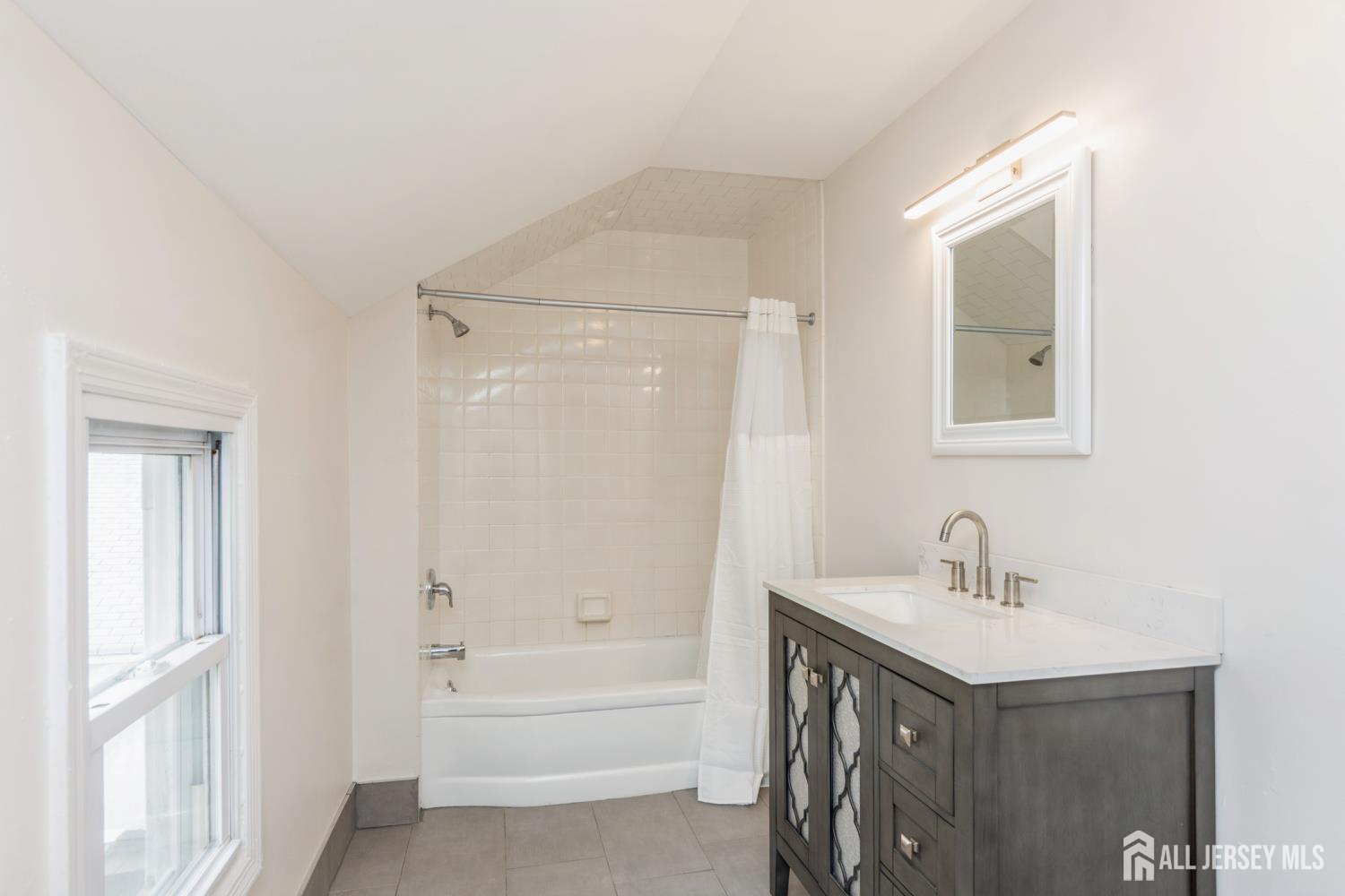 176 Manalapan Road Spotswood NJ 08884