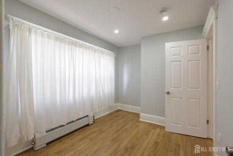 657 Amboy Avenue Edison NJ 08837