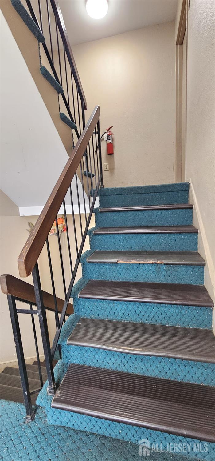 1909 Raspberry Court Edison NJ 08817