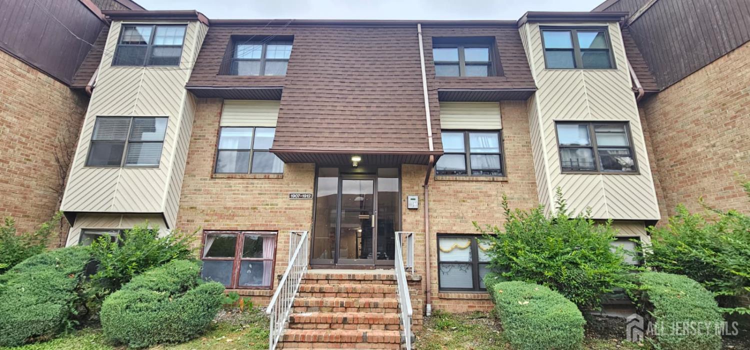 1909 Raspberry Court Edison NJ 08817