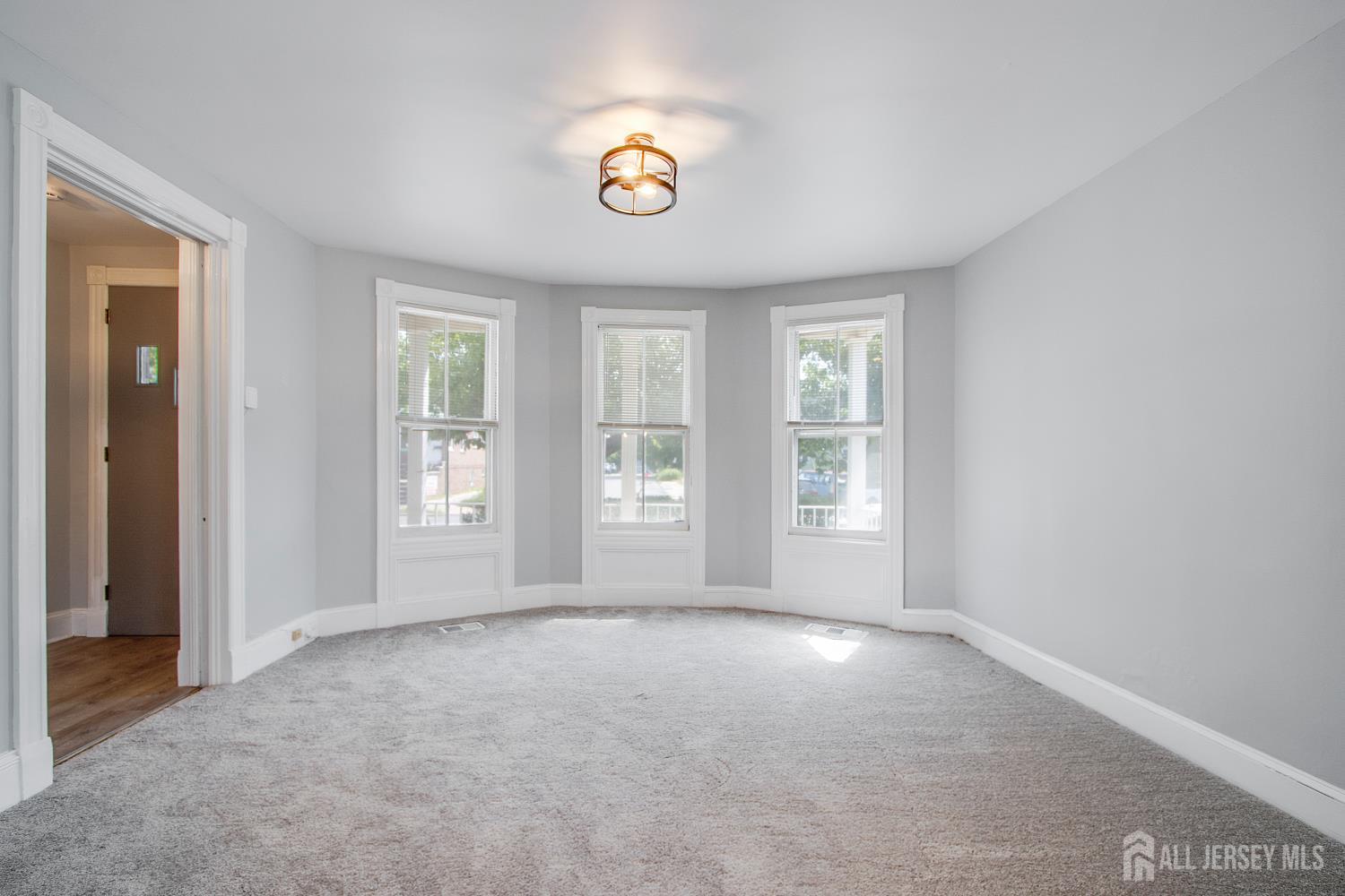 81 Woodbridge Avenue Highland Park NJ 08904